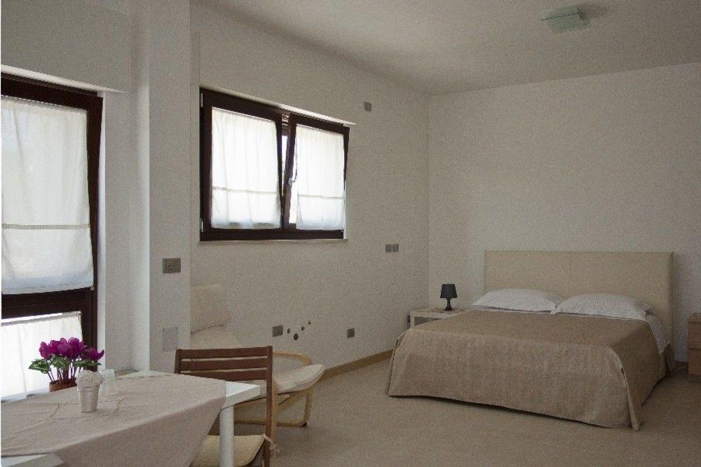 Grotta Cilicia B&B Ночі Екстер'єр фото